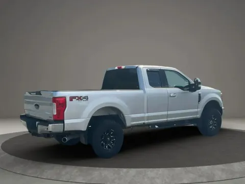 More photos of 2017 Ford F350 Super Duty Super Cab XLT Pickup 4D 6 3/4 ft at DNX Motors Altavista, VA