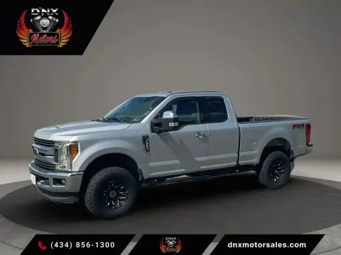 Gray 2017 Ford F350 Super Duty Super Cab XLT Pickup 4D 6 3/4 ft for sale in Altavista, VA