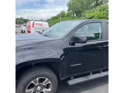 Photos of 2018 Chevrolet Colorado Crew Cab Z71 Pickup 4D 5 ft for sale in Altavista, VA at DNX Motors Altavista