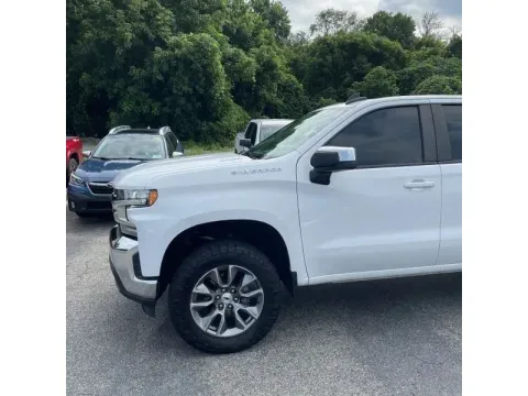 Photos of 2020 Chevrolet Silverado 1500 Crew Cab LT Pickup 4D 5 3/4 ft for sale in Altavista, VA at DNX Motors Altavista
