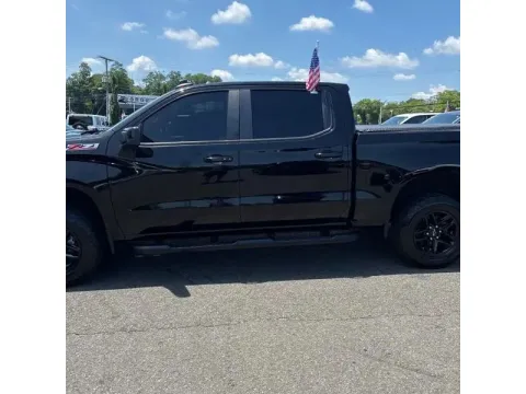 Another view of 2021 Chevrolet Silverado 1500 Crew Cab LT Trail Boss Pickup 4D 5 3/4 ft for sale in Altavista, VA at DNX Motors Altavista