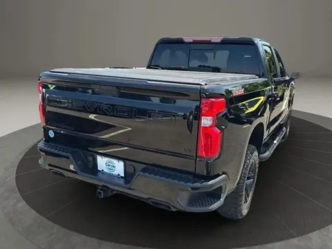 More photos of 2021 Chevrolet Silverado 1500 Crew Cab LT Trail Boss Pickup 4D 5 3/4 ft at DNX Motors Altavista, VA