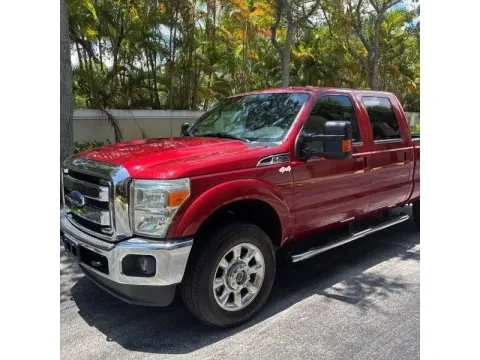 Photos of 2016 Ford F250 Super Duty Crew Cab Lariat Pickup 4D 6 3/4 ft for sale in Altavista, VA at DNX Motors Altavista