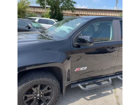Photos of 2017 Chevrolet Colorado Crew Cab Z71 Pickup 4D 5 ft for sale in Altavista, VA at DNX Motors Altavista