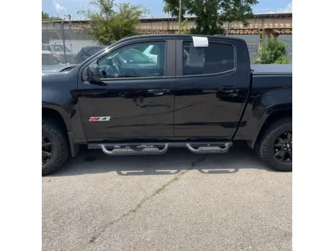 Another view of 2017 Chevrolet Colorado Crew Cab Z71 Pickup 4D 5 ft for sale in Altavista, VA at DNX Motors Altavista