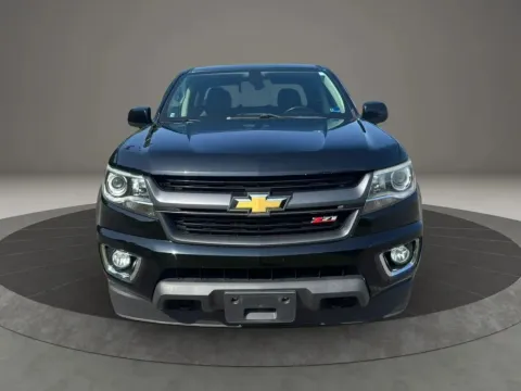 Photos of 2017 Chevrolet Colorado Crew Cab Z71 Pickup 4D 5 ft for sale in Altavista, VA at DNX Motors Altavista