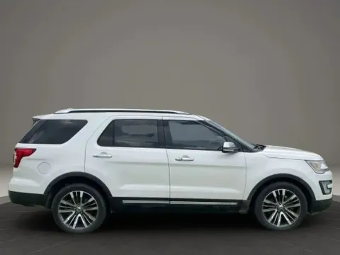 More photos of 2016 Ford Explorer Platinum Sport Utility 4D at DNX Motors Altavista, VA