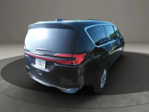 Photos of 2024 Chrysler Pacifica Touring L Van 4D for sale in Altavista, VA at DNX Motors Altavista