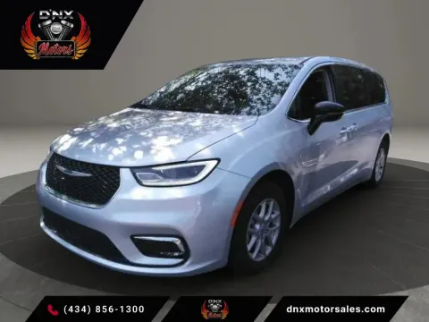 Silver 2024 Chrysler Pacifica Touring L Van 4D for sale in Altavista, VA