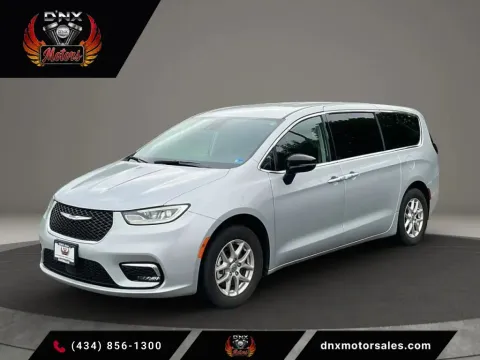 Silver 2024 Chrysler Pacifica Touring L Van 4D for sale in Altavista, VA