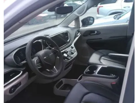 Another view of 2024 Chrysler Pacifica Touring L Van 4D for sale in Altavista, VA at DNX Motors Altavista