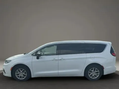 Another view of 2024 Chrysler Pacifica Touring L Van 4D for sale in Altavista, VA at DNX Motors Altavista
