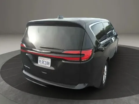 Photos of 2024 Chrysler Pacifica Touring L Van 4D for sale in Altavista, VA at DNX Motors Altavista