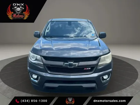 Gray 2017 Chevrolet Colorado Crew Cab Z71 Pickup 4D 5 ft for sale in Altavista, VA