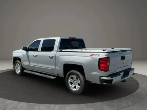 More photos of 2017 Chevrolet Silverado 1500 Crew Cab Z71 LT Pickup 4D 5 3/4 ft at DNX Motors Altavista, VA