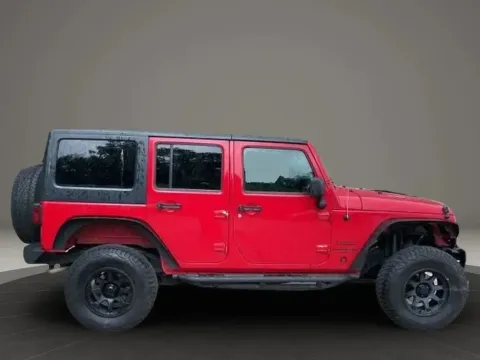 More photos of 2013 Jeep Wrangler Unlimited Sport S SUV 4D at DNX Motors Altavista, VA