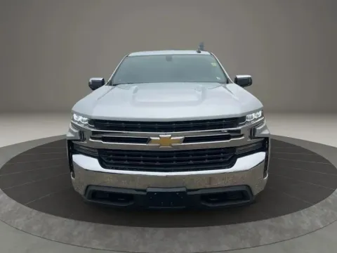 More photos of 2019 Chevrolet Silverado 1500 Crew Cab LT Pickup 4D 5 3/4 ft at DNX Motors Altavista, VA