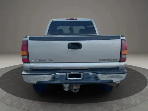 More photos of 2002 Chevrolet Silverado 2500 HD Crew Cab Short Bed at DNX Motors Altavista, VA