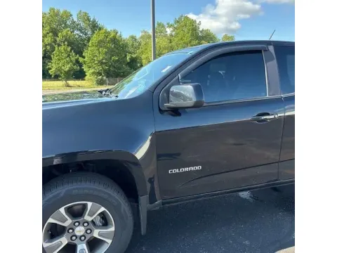 Photos of 2017 Chevrolet Colorado Extended Cab Z71 Pickup 2D 6 ft for sale in Altavista, VA at DNX Motors Altavista