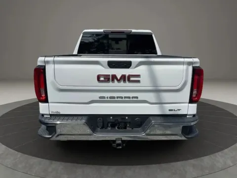More photos of 2020 GMC Sierra 1500 Crew Cab SLT Pickup 4D 5 3/4 ft at DNX Motors Altavista, VA
