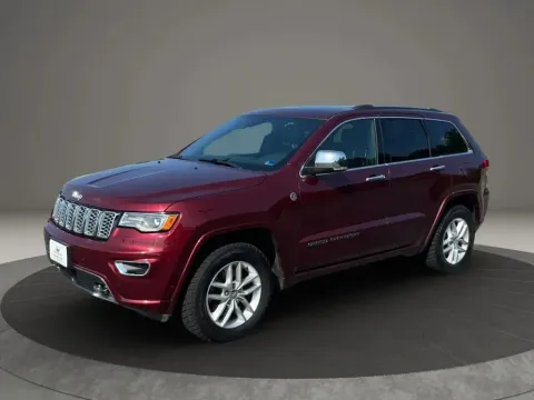 Photos of 2018 Jeep Grand Cherokee Overland Sport Utility 4D for sale in Altavista, VA at DNX Motors Altavista