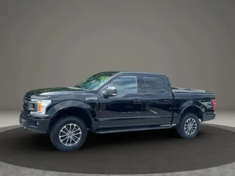 More photos of 2019 Ford F-150 SuperCrew Cab XLT Pickup 4D 5 1/2 ft at DNX Motors Altavista, VA