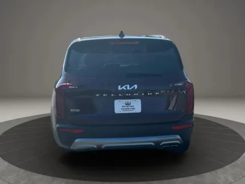 More photos of 2022 Kia Telluride S Sport Utility 4D at DNX Motors Altavista, VA