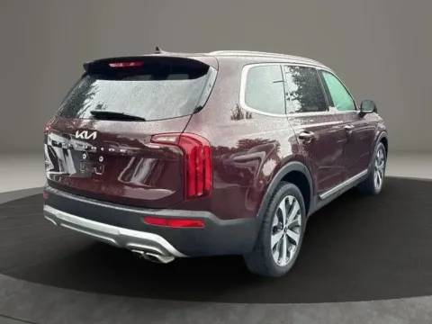 More photos of 2022 Kia Telluride S Sport Utility 4D at DNX Motors Altavista, VA
