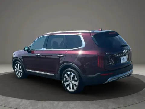 More photos of 2022 Kia Telluride S Sport Utility 4D at DNX Motors Altavista, VA