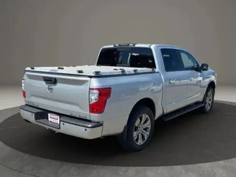 More photos of 2019 Nissan Titan Crew Cab SV Pickup 4D 5 1/2 ft at DNX Motors Altavista, VA