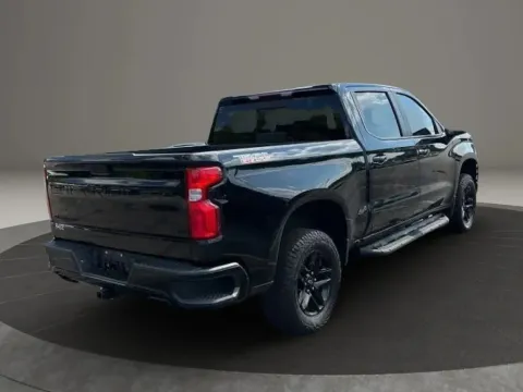 More photos of 2020 Chevrolet Silverado 1500 Crew Cab LT Trail Boss Pickup 4D 5 3/4 ft at DNX Motors Altavista, VA