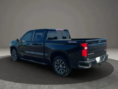 More photos of 2020 Chevrolet Silverado 1500 Crew Cab RST Pickup 4D 5 3/4 ft at DNX Motors Altavista, VA