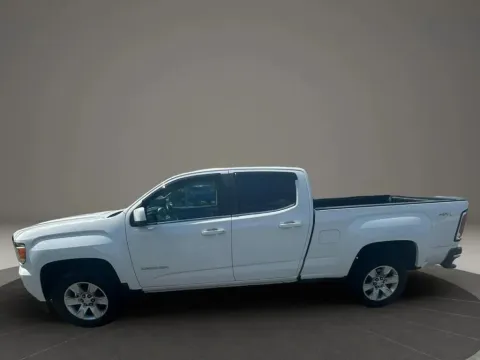 Photos of 2018 GMC Canyon Crew Cab SLE Pickup 4D 6 ft for sale in Altavista, VA at DNX Motors Altavista