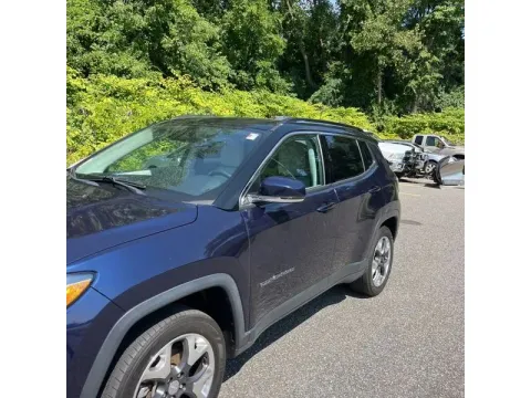 Photos of 2019 Jeep Compass Limited Sport Utility 4D for sale in Altavista, VA at DNX Motors Altavista