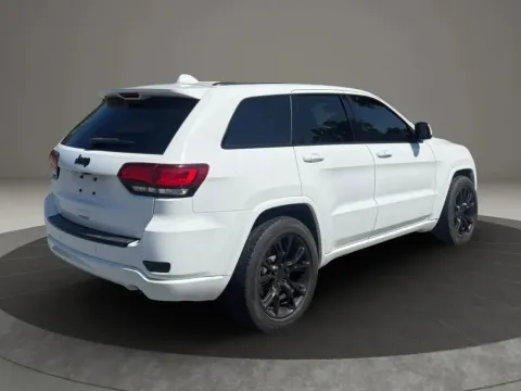 More photos of 2018 Jeep Grand Cherokee Altitude Sport Utility 4D at DNX Motors Altavista, VA