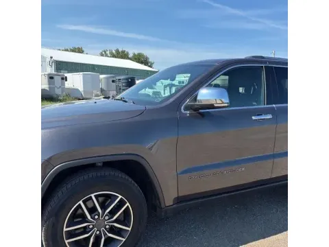 Photos of 2021 Jeep Grand Cherokee Limited Sport Utility 4D for sale in Altavista, VA at DNX Motors Altavista