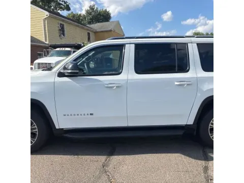 Another view of 2024 Jeep Wagoneer L Series II Sport Utility 4D for sale in Altavista, VA at DNX Motors Altavista