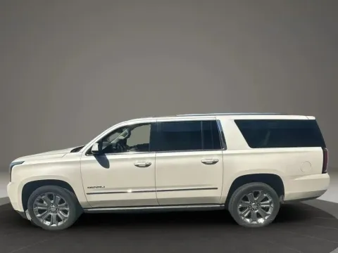 Photos of 2015 GMC Yukon XL Denali Sport Utility 4D for sale in Altavista, VA at DNX Motors Altavista