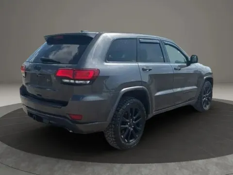 More photos of 2017 Jeep Grand Cherokee Altitude Sport Utility 4D at DNX Motors Altavista, VA