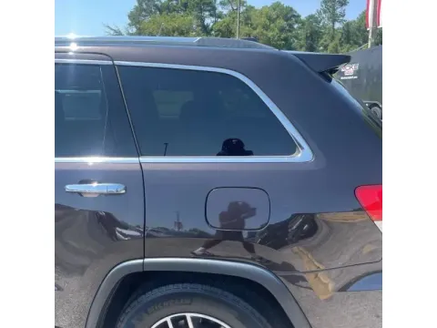 More photos of 2017 Jeep Grand Cherokee Limited Sport Utility 4D at DNX Motors Altavista, VA