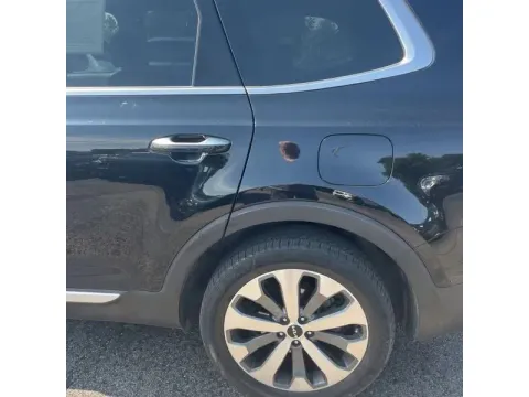 More photos of 2022 Kia Telluride S Sport Utility 4D at DNX Motors Altavista, VA