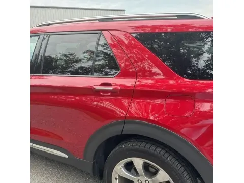 More photos of 2020 Ford Explorer Platinum Sport Utility 4D at DNX Motors Altavista, VA