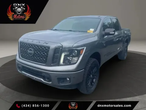 Gray 2018 Nissan Titan Crew Cab SV Pickup 4D 5 1/2 ft for sale in Altavista, VA