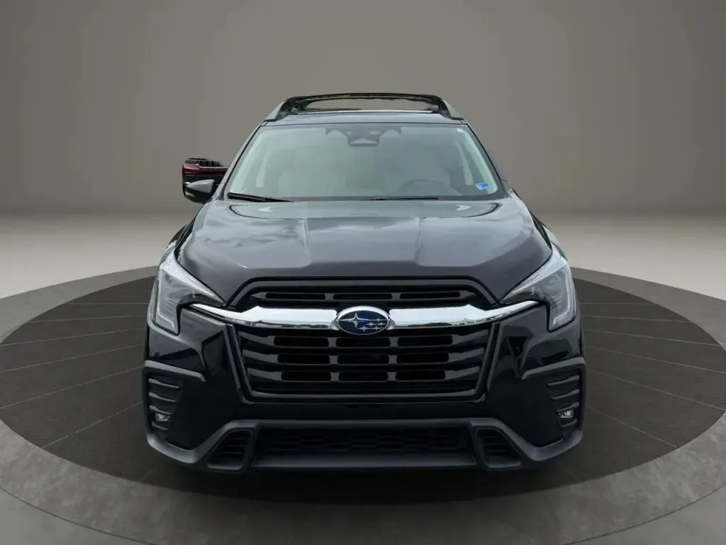 2023 Subaru Ascent Limited - Photo 8