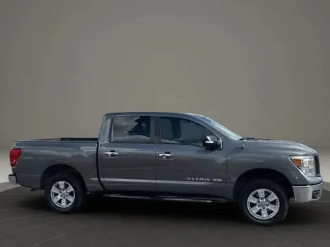 More photos of 2019 Nissan Titan Crew Cab SV Pickup 4D 5 1/2 ft at DNX Motors Altavista, VA