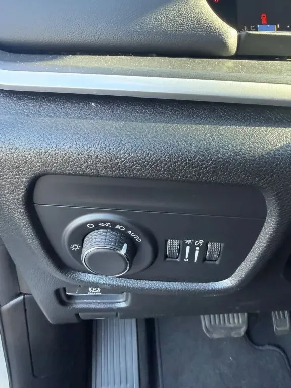 2024 Jeep Grand Cherokee L Altitude - Photo 19