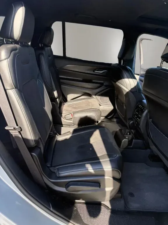 2024 Jeep Grand Cherokee L Altitude - Photo 39