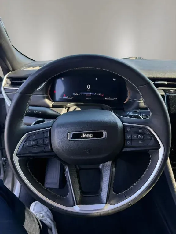 2024 Jeep Grand Cherokee L Altitude - Photo 20