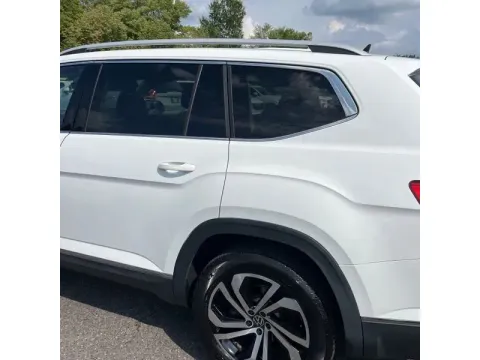 More photos of 2021 Volkswagen Atlas SEL Premium 4Motion (2021.5) Sport Utility 4D at DNX Motors Altavista, VA