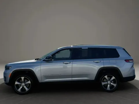 Photos of 2021 Jeep Grand Cherokee L Limited Sport Utility 4D for sale in Altavista, VA at DNX Motors Altavista